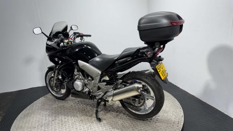 Honda CB 2007 60K MOT GOOD LOOKING 1000CC COMMUTER TOURER BIKE 6