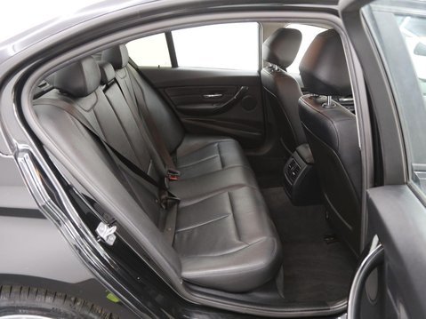 BMW 3 Series 2.0 320d SE Auto xDrive Euro 6 (s/s) 4dr 24