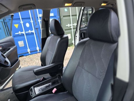 Toyota Estima Auto+Petrol+LowMiles+7Seats 41
