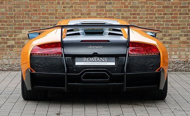 Lamborghini Murcielago LP 670-4 SV 11