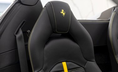 Ferrari 488 Spider 13