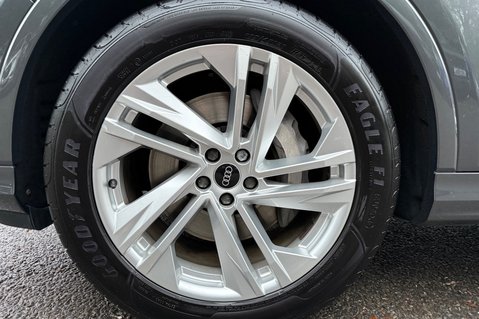 Audi Q7 TDI QUATTRO S LINE MHEV - ONE LADY OWNER  73