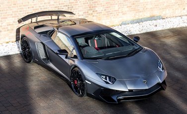 Lamborghini Aventador SV LP 750-4 Roadster 28