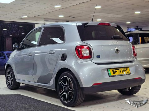 Smart Forfour 17.6kWh Premium Auto 5dr (22kW Charger) 38