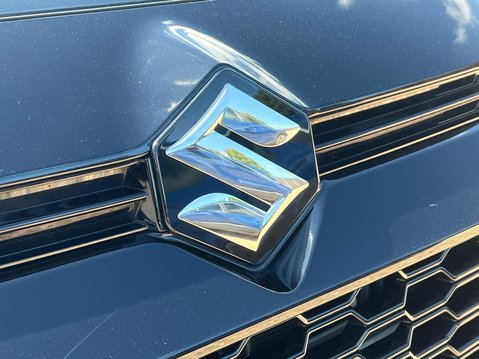 Suzuki Across E-FOUR 17