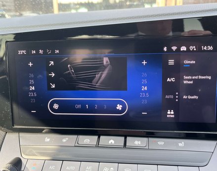 Vauxhall Astra 1.2 Astra Ultimate Turbo Auto 5dr 37