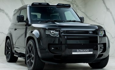 Land Rover Defender 90 V8 P525 Urban 6