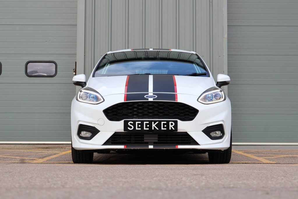 Ford Fiesta Van SPORT super low miles outstanding example commercial van NO VAT 2