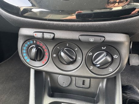 Vauxhall Corsa 1.4i ecoTEC Griffin Euro 6 5dr 30