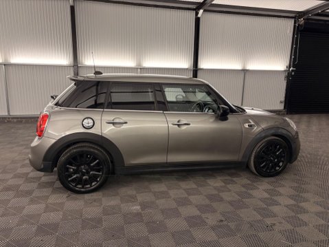Mini Hatch 2.0 Cooper S Euro 6 (s/s) 5dr 51