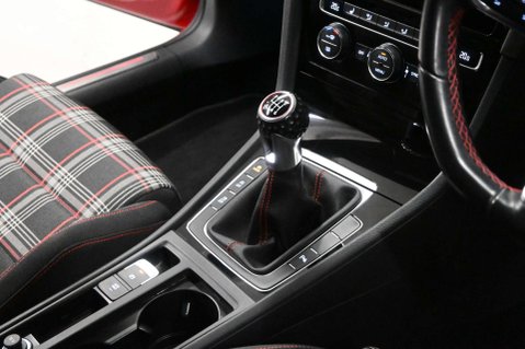 Volkswagen Golf 2.0 Golf GTi Performance TSi 3dr 13