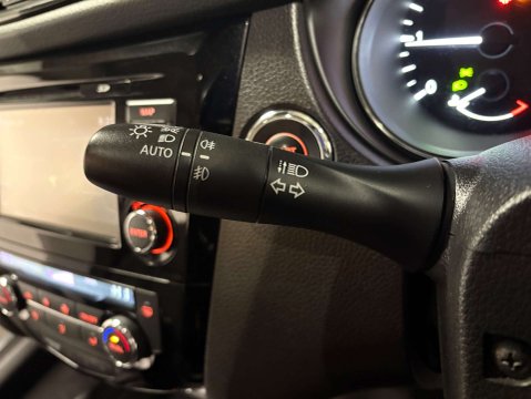 Nissan X-Trail DCI TEKNA XTRONIC 19