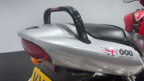 Triumph TT 2001 ONLY 9K NEW MOT 600CC INLINE 4 SPORTS BIKE 23