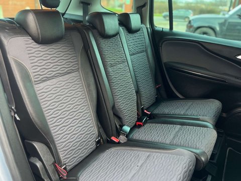 Vauxhall Zafira 2.0 Zafira Tourer SE CDTi 5dr 25