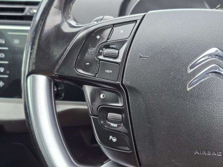 Citroen Grand C4 Picasso 1.6 e-HDi Exclusive+ MPV 5dr Diesel ETG6 Euro 5 (s/s) (115 ps) 42