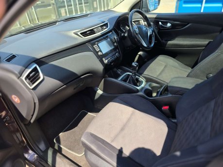 Nissan Qashqai 1.2 Qashqai Acenta Premium DiG-T 5dr 6