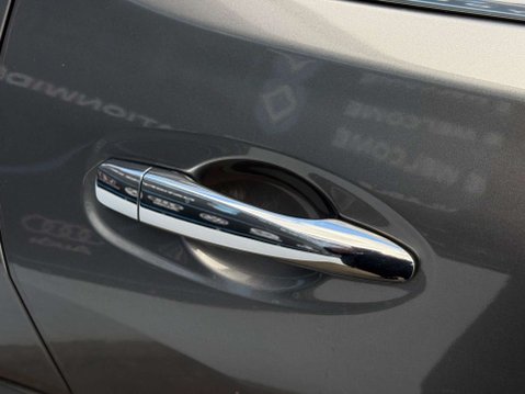 Nissan X-Trail 1.6 dCi Tekna XTRON Euro 5 (s/s) 5dr 25