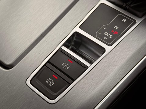 Audi A6 2.0 TDI 40 S line S Tronic Euro 6 (s/s) 4dr 43
