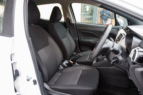 Nissan MICRA IG-T ACENTA 29