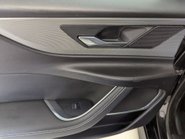 Jaguar XE 2.0 XE R-Dynamic S D Auto 4dr 43