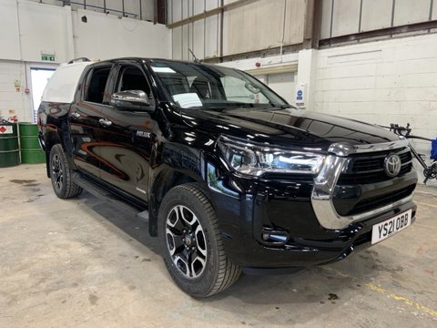 Toyota Hilux INVINCIBLE 4WD D-4D DCB 3