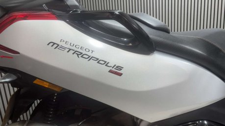 Peugeot Metropolis 400 RS ABS 3 WHEELER TRIKE ONLY 11K MOT JUNE 2027 400CC 24