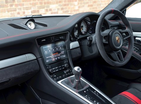 Porsche 911 (991.2) GT3 14