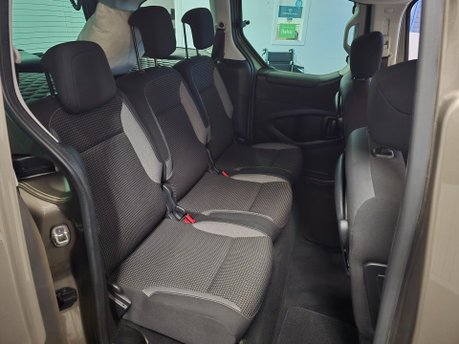 Peugeot Partner BLUE HDI S/S TEPEE OUTDOOR 26