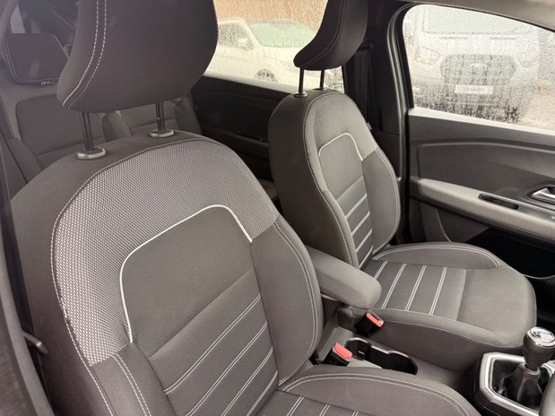 Dacia Jogger COMFORT TCE 17
