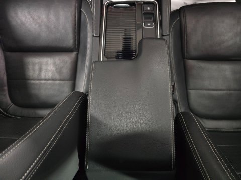 Jaguar F-Pace 3.0 D300 V6 S Auto AWD Euro 6 (s/s) 5dr 20