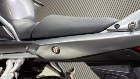 Suzuki Bandit GSF 650 2009 ONLY 13K NEW MOT JUST SERVICED A2 650CC 31