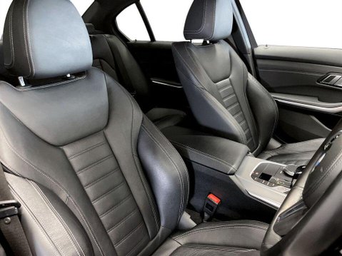 BMW 3 Series 2.0 320d MHT M Sport Saloon 4dr Diesel Hybrid Auto Euro 6 (s/s) (190 ps) Re 11