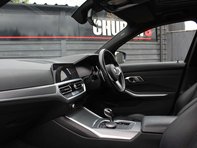 BMW 3 Series 2.0 320d xDrive M Sport Auto 4WD 5dr 17