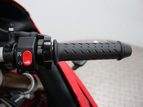 Triumph Daytona 675 DAYTONA 675 ABS 17