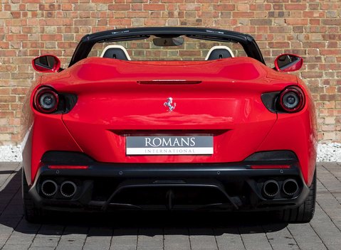 Ferrari Portofino 5