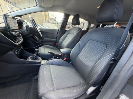 Ford Fiesta TITANIUM 17