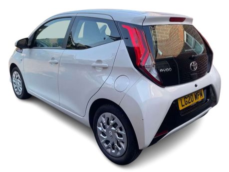 Toyota Aygo 1.0 VVT-i x-play Hatchback 5dr Petrol x-shift Euro 6 (71 ps) 4