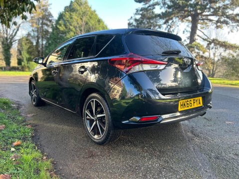 Toyota Auris VVT-I DESIGN TSS 21