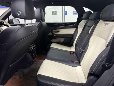 Bentley Bentayga 4.0 V8 SUV 5dr Petrol Auto 4WD Euro 6 (s/s) (550 ps) 46
