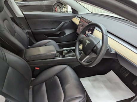 Tesla Model 3 Model 3 Long Range AWD 4WD 4dr 40