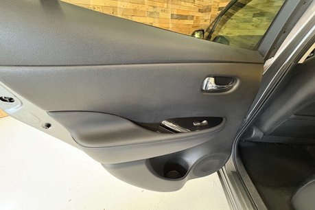 Nissan LEAF 30kWh Tekna Hatchback 5dr Electric Auto (109 bhp) 51