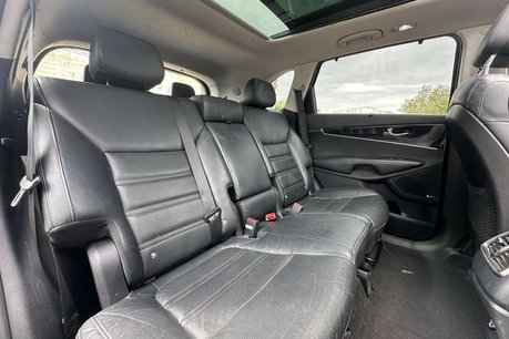 Kia Sorento 2.2 CRDi KX-4 SUV 5dr Diesel Auto AWD Euro 6 (197 bhp) 13