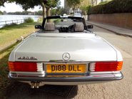 Mercedes-Benz R107 420 SL Sports 10
