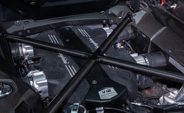 Lamborghini Aventador S LP 740-4 ROADSTER 43