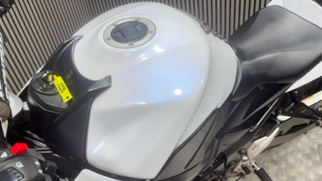 Suzuki GSR750 2011 ONLY 24K SPORTS EXHAUST LONG MOT NAKED BIKE 27