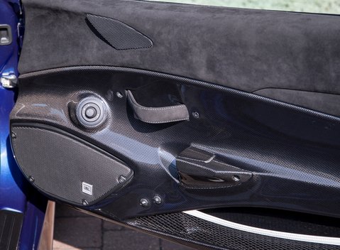 Ferrari 488 Pista 21