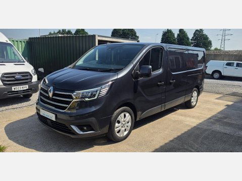 Renault Trafic ADVANCE EXTRA LL30 L2 H1 LWB 2.0 DCI 130ps SLATE GREY 5