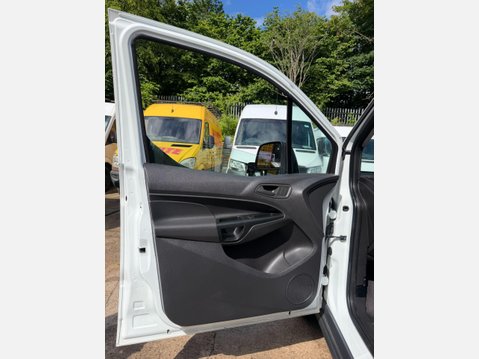 Ford Transit Connect 1.5 TDCi 220 Panel Van 5dr Diesel Manual L1 H1 (120 g/km, 74 bhp) 33