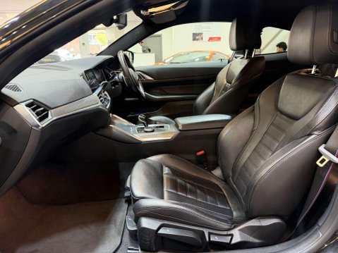 BMW 4 Series 2.0 420i M Sport Coupe 2dr Petrol Auto Euro 6 (s/s) (184 ps) 30