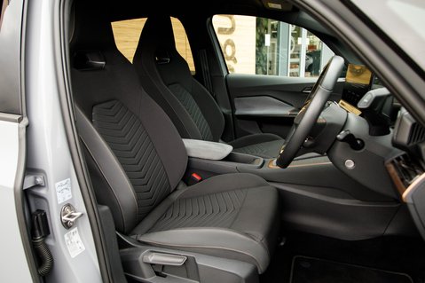 Cupra Born V2 36